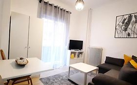 Cozy Apartment By Hospitality Gr